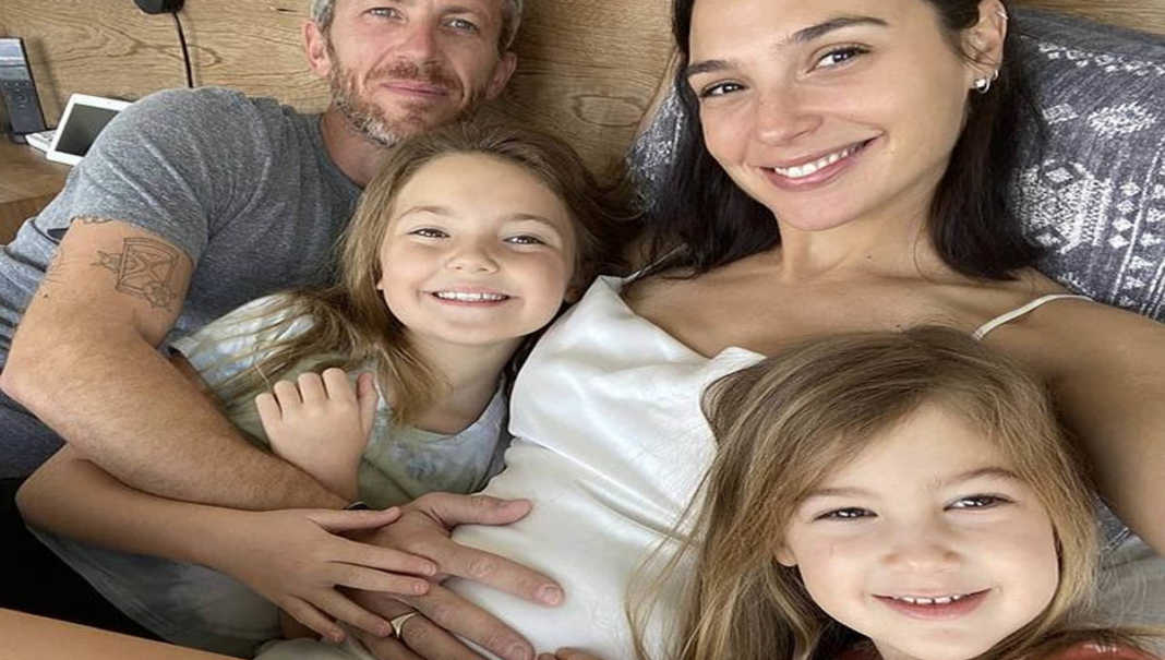 Gal Gadot Está Embarazada Y Lo Anunció Con Esta Tierna Imagen Vibetv 